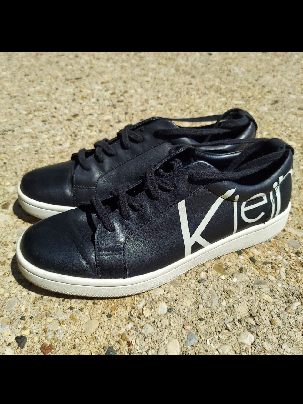 Calvin Klein Danya Women's Black with White Logo Low Top Sneakers, Size 9, Clean